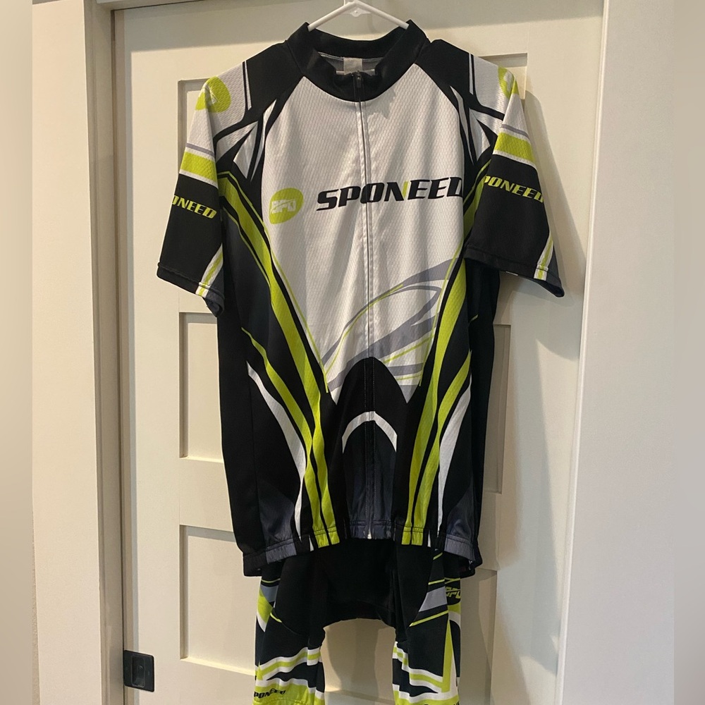 Men’s Biking Set